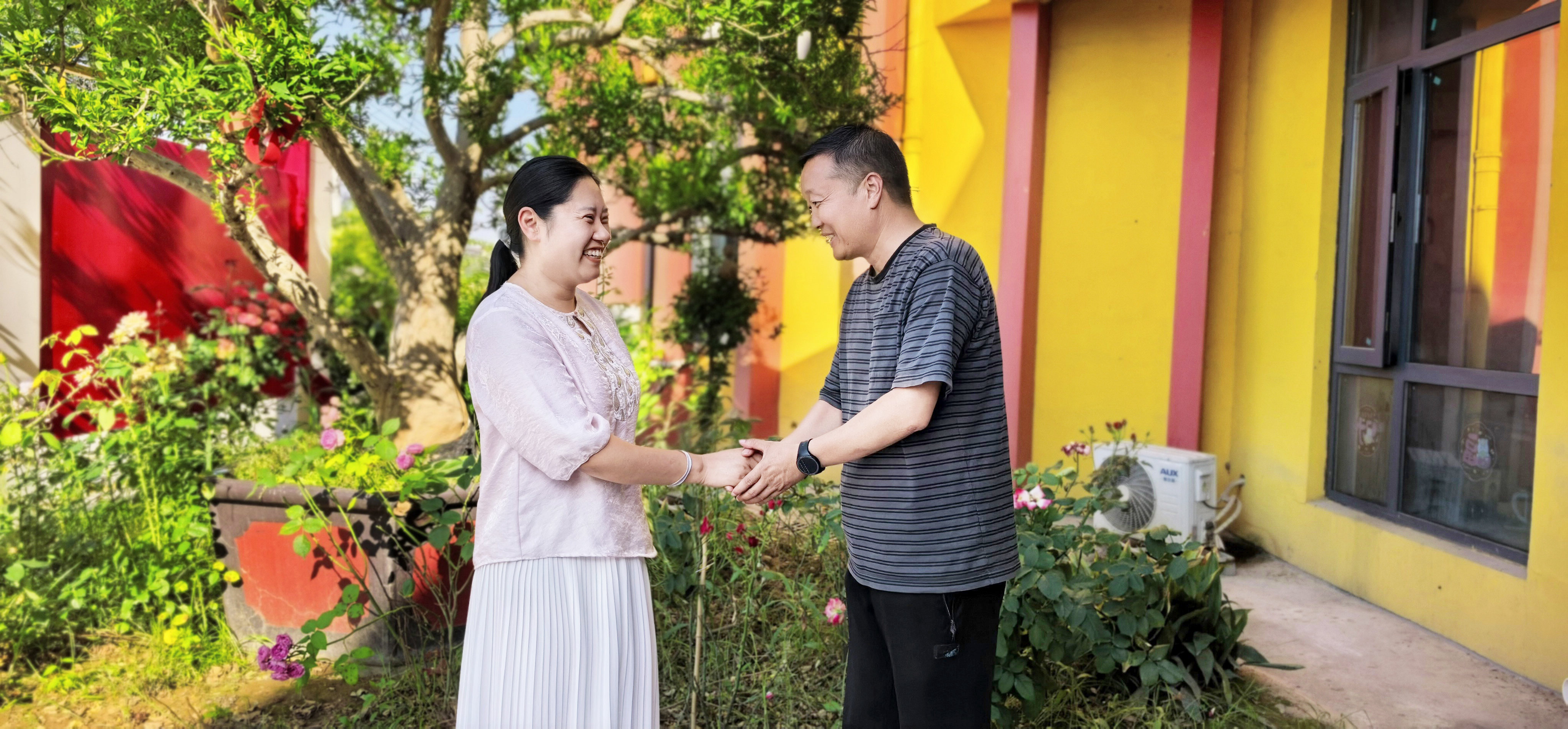 孩子躺平玩手机，让您心力憔悴;孩子叛逆厌学，让您焦虑无助;孩子小偷小摸，让您担惊受怕;孩子亲情冷漠，让您心酸绝望。