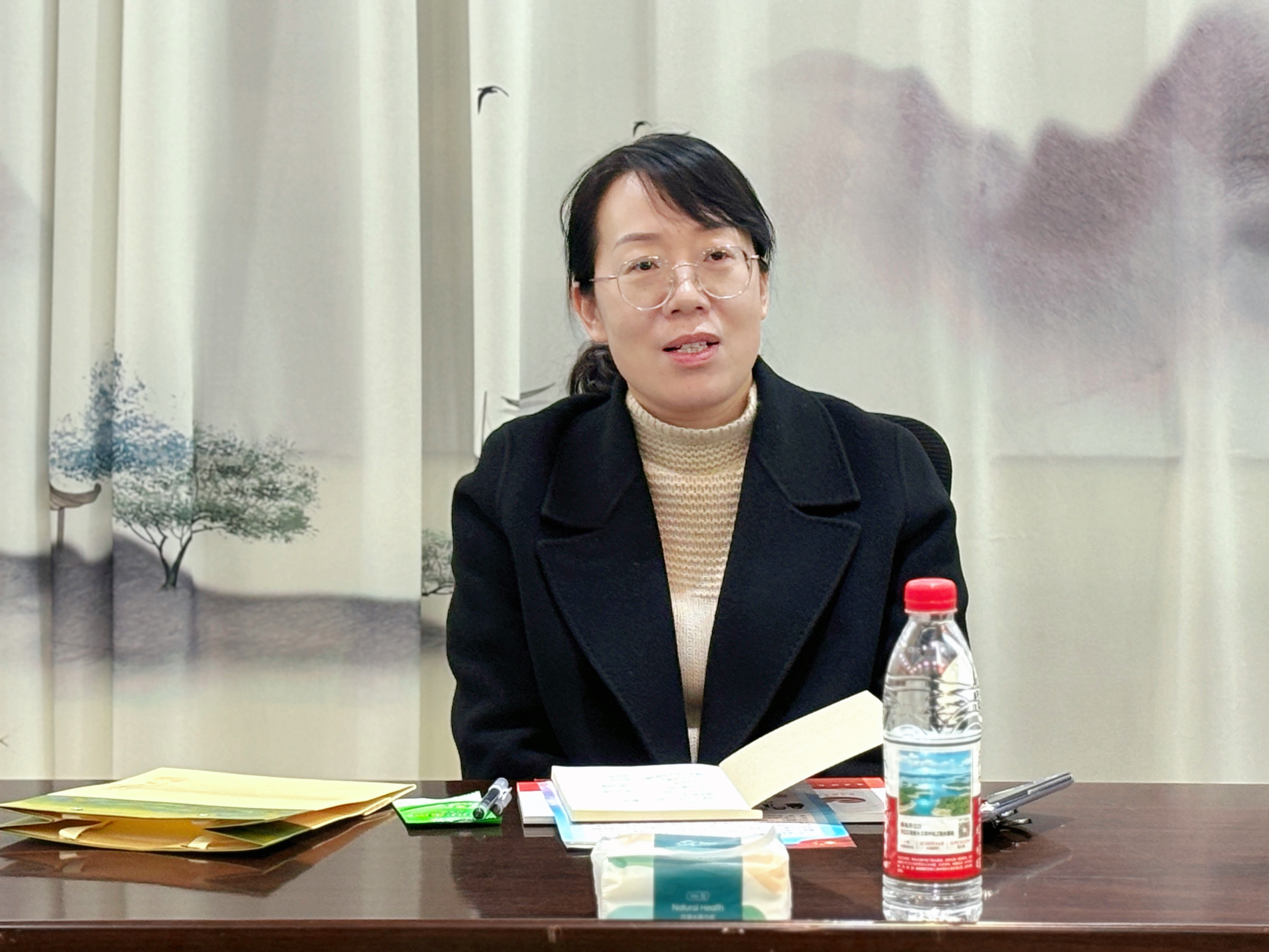 黄红丽部长一行莅临若水教育学校调研考察