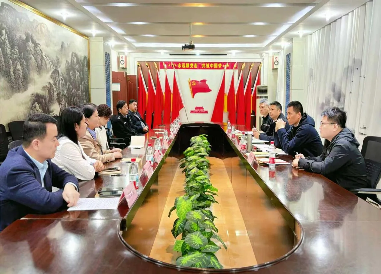 省政协委员调研 · 关注青少年成长